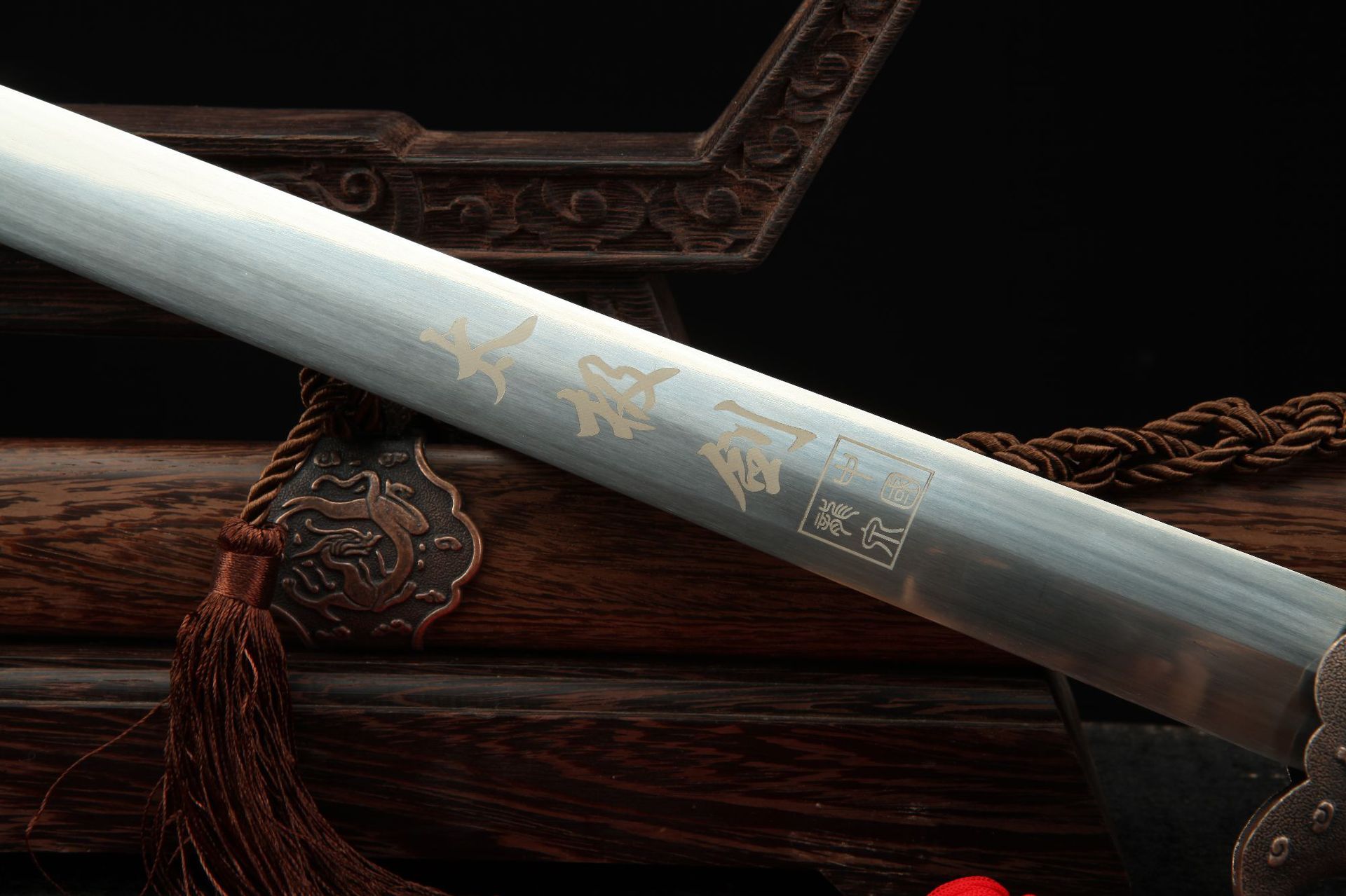 龍泉太極劍價(jià)格,龍泉太極劍價(jià)格，探尋傳統(tǒng)與現(xiàn)代的完美融合