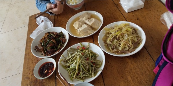萬家炊上市，機遇與挑戰(zhàn)并存的時刻