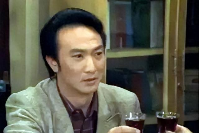 鄭乾龍，演技、影響力與公眾形象的探究